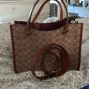Coach bag … too small used for 3 hours … like brand new…